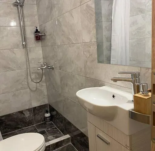 Downtown New Pm1 * Larissa